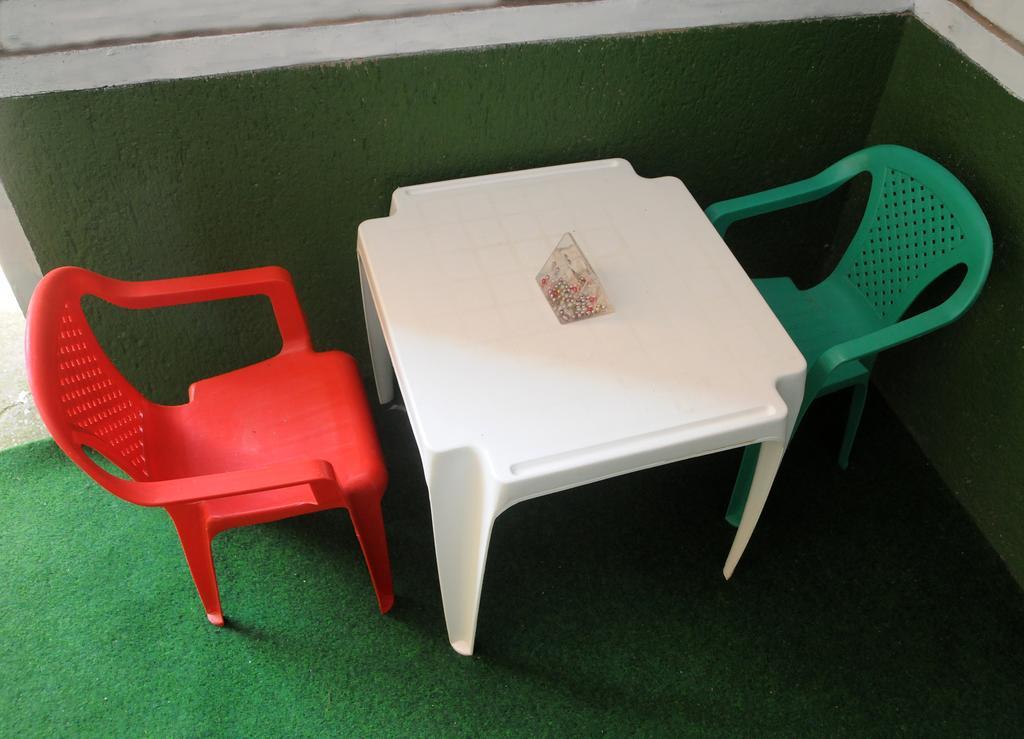Apartment Orange Purple Blue Zagreb Phòng bức ảnh