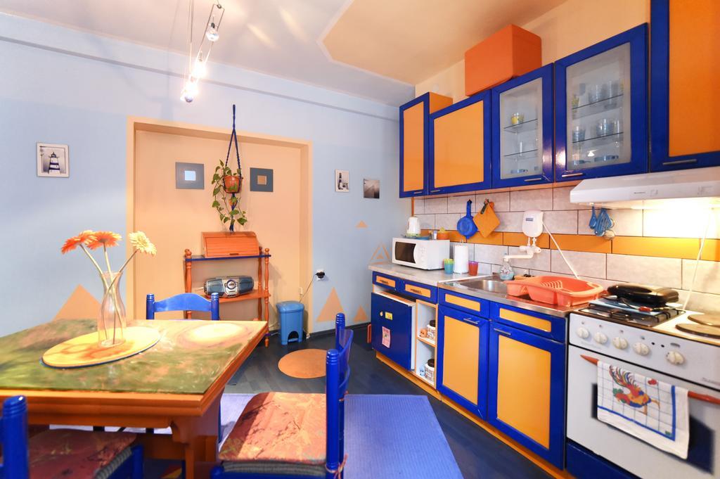 Apartment Orange Purple Blue Zagreb Ngoại thất bức ảnh
