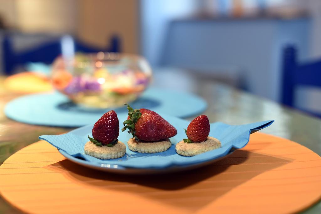 Apartment Orange Purple Blue Zagreb Ngoại thất bức ảnh
